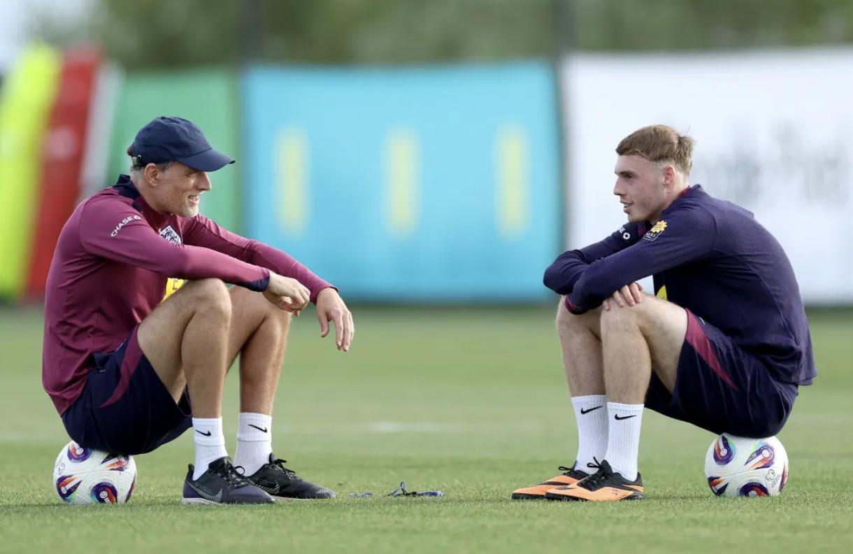 8868-泰晤士：图赫尔认为帕尔默是世界第二优秀球员，角色却不清晰